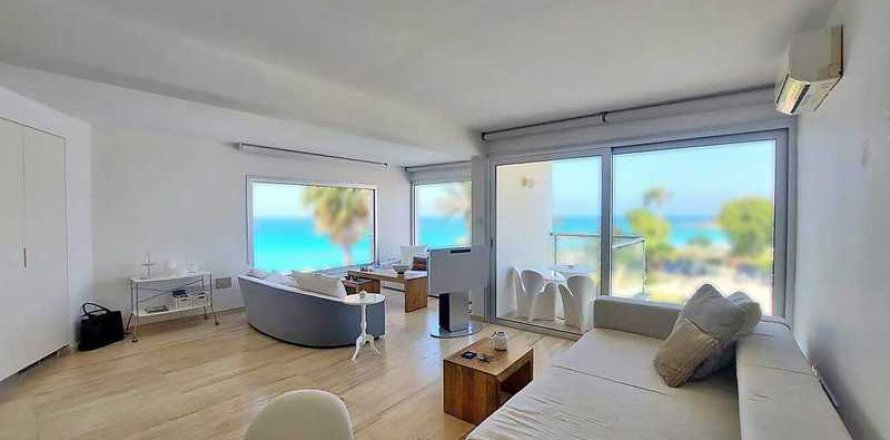 2 bedrooms Apartment in Protaras, Cyprus No. 33906