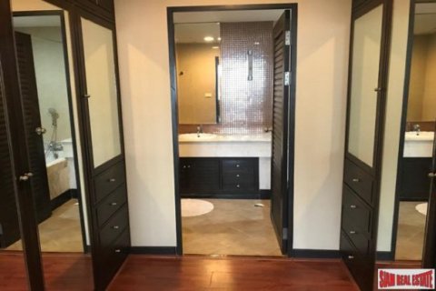 2 bedrooms Apartment in Bangkok, Thailand No. 96843 17