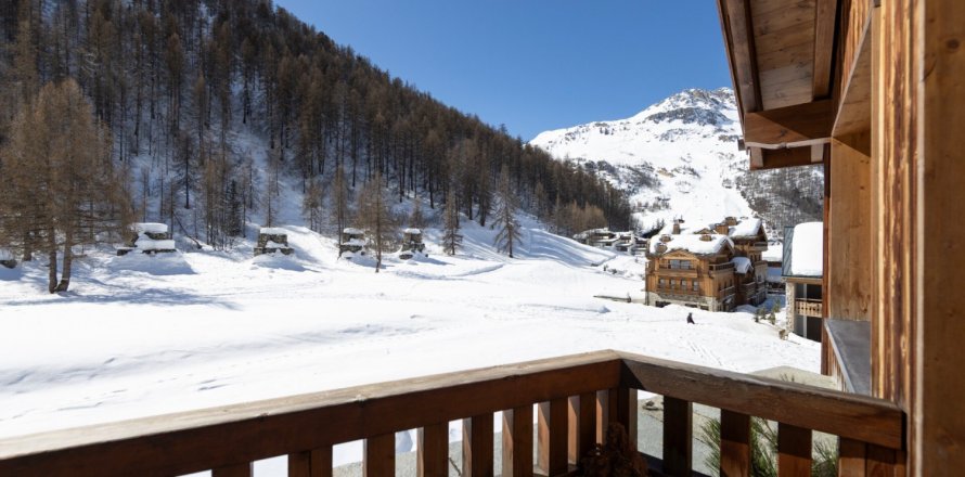 4 dormitorios Apartment en Val-d'Isere, France No. 99921