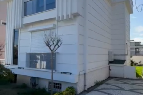 12 bedrooms Villa in Istanbul, Turkey No. 114726