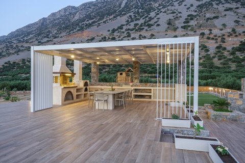 3 bedrooms Villa in Ierapetra, Greece No. 107198 12