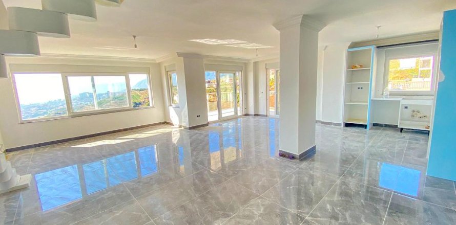 Квартира с 5 комнатами в Каргыджак, Турция №21277