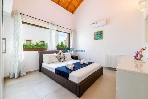 4 bedrooms Villa in Ayia Napa, Cyprus No. 82658 7