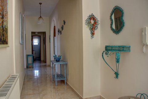 6 bedrooms House in Chania, Greece No. 23966 7