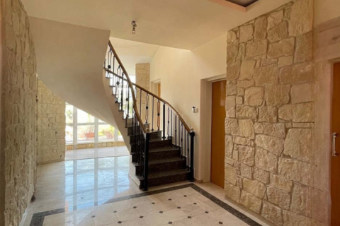 5 bedrooms Villa in Fasoula, Cyprus No. 76806 4