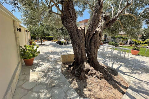 5 bedrooms Villa in Fasoula, Cyprus No. 76806 15