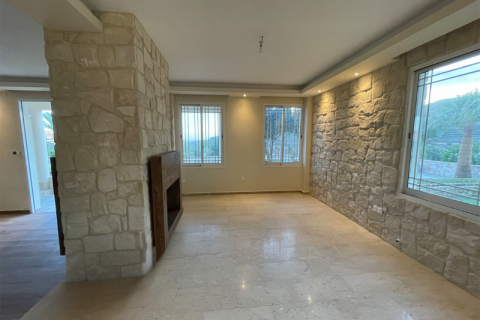 5 bedrooms Villa in Fasoula, Cyprus No. 76806 7