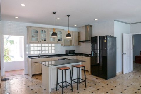 6 bedrooms House in Kathu, Thailand No. 96688 4
