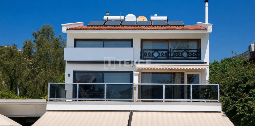 2 dormitorios Villa en Kas, Turkey No. 125199