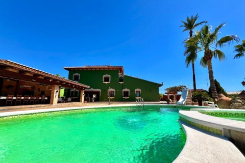 4 dormitorios Villa en Almoradí, Spain No. 128730
