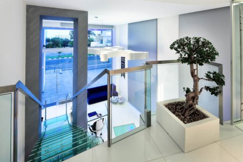 183m² Commercial property en Limassol, Cyprus No. 105883 5