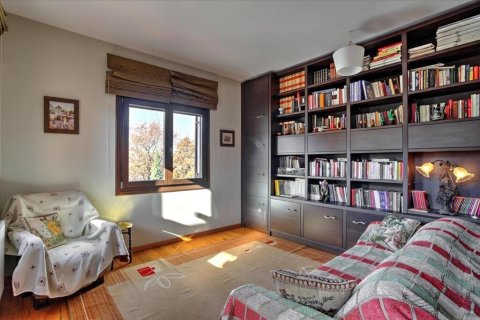 5 bedrooms Villa in Mygdonia, Greece No. 107538 9