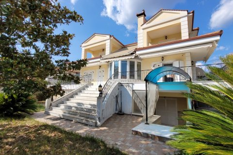 4 bedrooms House in Vasilika, Greece No. 109357