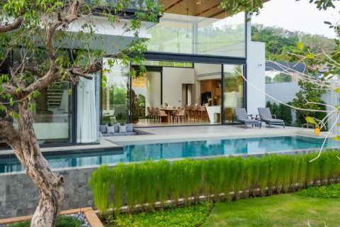 4 bedrooms Villa in Phuket, Thailand No. 83154 8