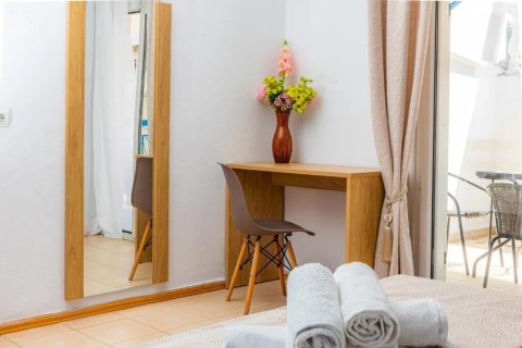 Отель, гостиница с 15 комнатами в Халкидики, Греция №108650 22