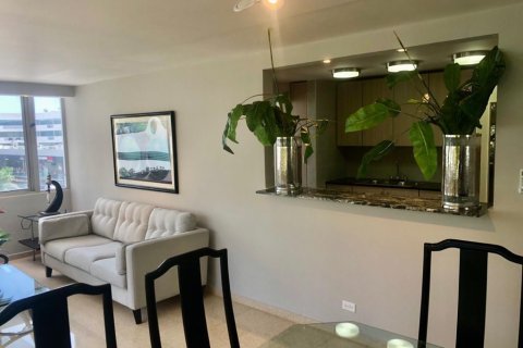 2 bedrooms Apartment in Panama City, Panama No. 122141 3