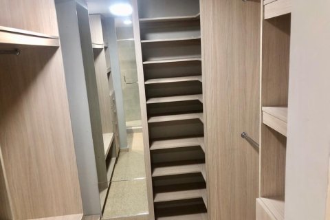 2 bedrooms Apartment in Panama City, Panama No. 122141 9