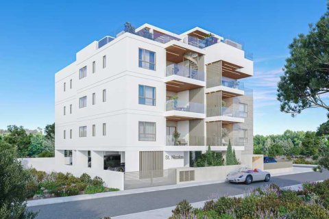 2 bedrooms Penthouse in Limassol, Cyprus No. 32465 3