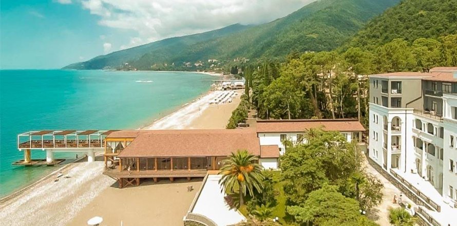 163 bedrooms Commercial property in Llagostera, Spain No. 124218