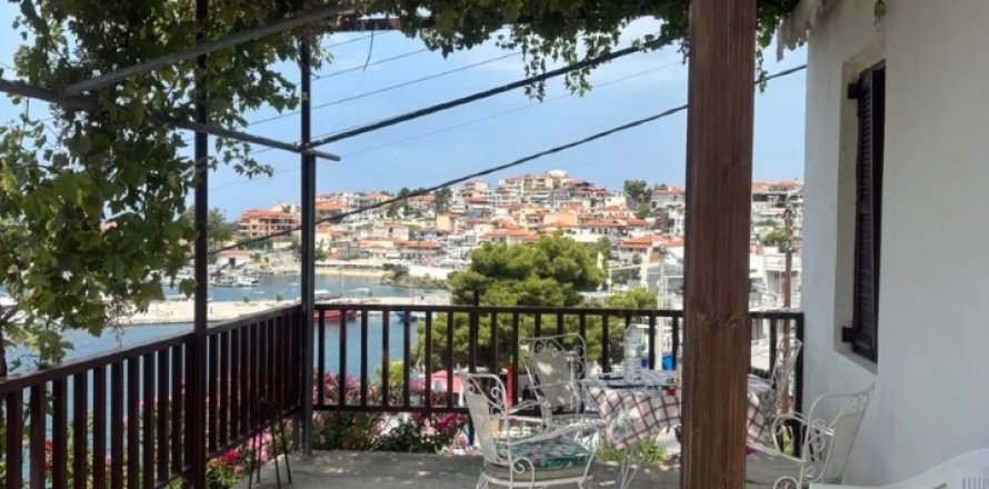 130m² Building in Chalkidiki, Greece No. 107356