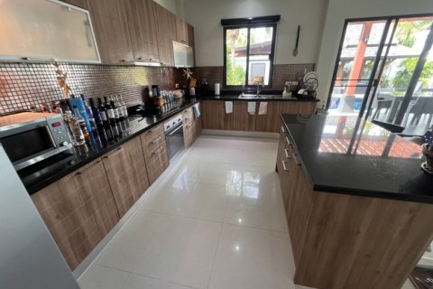 170m² Villa in Layan Beach, Thailand No. 97438 11
