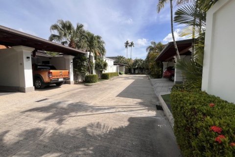 170m² Villa in Layan Beach, Thailand No. 97438 29