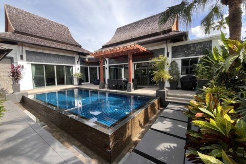 170m² Villa in Layan Beach, Thailand No. 97438 1