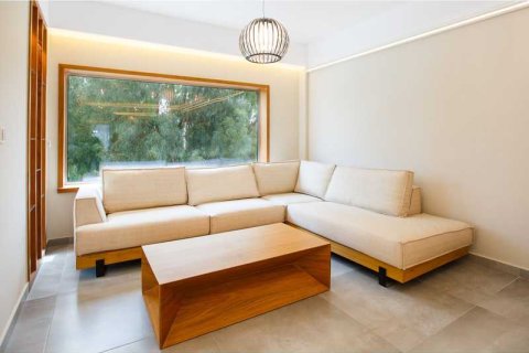 3 bedrooms Apartment in Limassol, Cyprus No. 73123 4