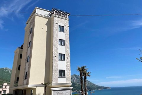 1 bedroom Apartment in Budva, Montenegro No. 104754 4