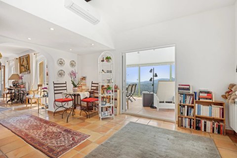 3 bedrooms Villa in Le Tignet, France No. 67919 5