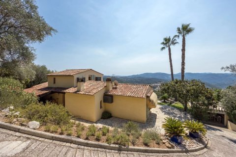 3 bedrooms Villa in Le Tignet, France No. 67919 3