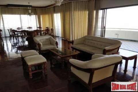 3 dormitorios Penthouse en Bangkok, Thailand No. 95816 6