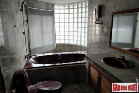 3 dormitorios Penthouse en Bangkok, Thailand No. 95816 17