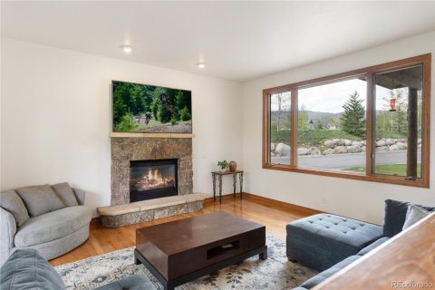 Кондоминиум  с 4 спальнями в Эдвардс, США №61983 10