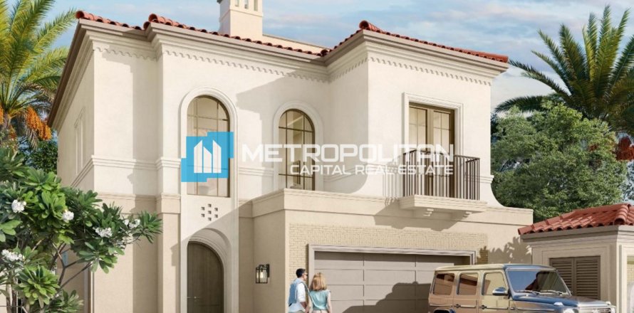 3 dormitorios Townhouse en Al Mearag City, Vietnam No. 113579