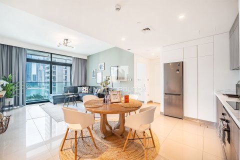 1 dormitorio Apartment en EMAAR Beachfront, UAE No. 119448