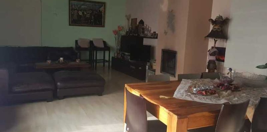 6 bedrooms House in Erimi, Cyprus No. 101284