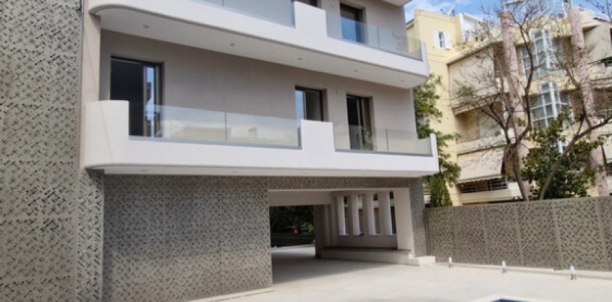 3 bedrooms Apartment in Voula, Greece No. 117212