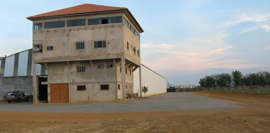 3 bedrooms Factory in Ariquemes, Brazil No. 62388