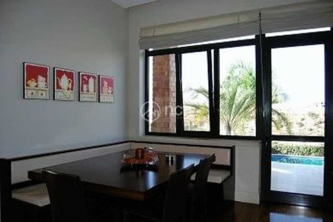 5 bedrooms Villa in Agios Athanasios, Cyprus No. 74459 11