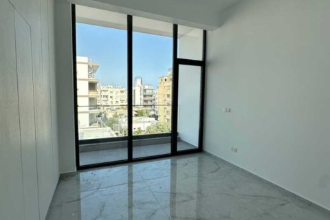 3 bedrooms Apartment in Limassol, Cyprus No. 34598 4
