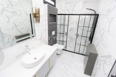 5 bedrooms Villa in Chau Doc, Vietnam No. 11954 4