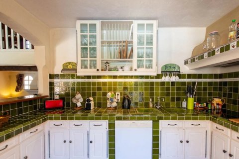 4 bedrooms Villa in Le Plan-de-la-Tour, France No. 68201 8