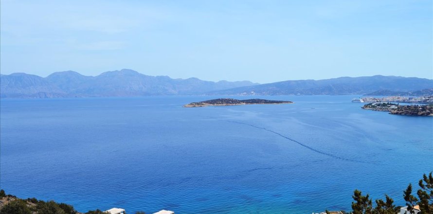 2580m² Land à Agios Nikolaos, Greece No. 59193