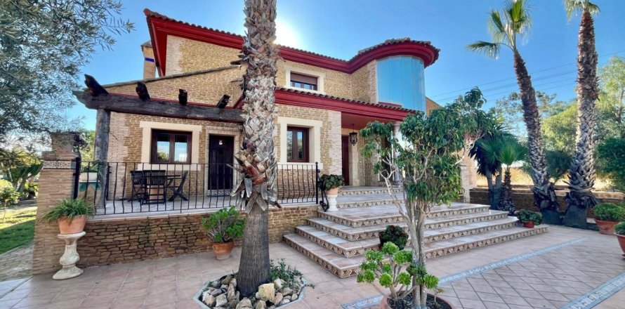 4 bedrooms House in Rojales, Spain No. 124632