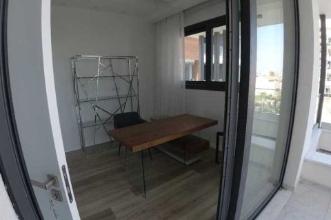 4 bedrooms House in Germasogeia, Cyprus No. 30375 3