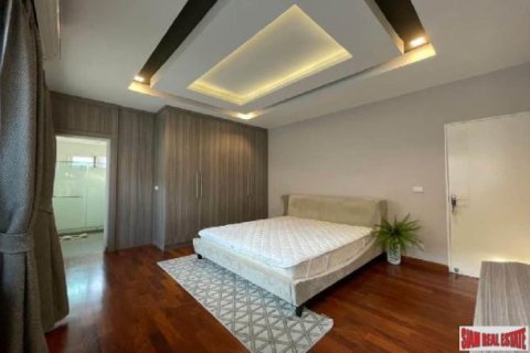 4 bedrooms House in Bang Na, Thailand No. 97060 4