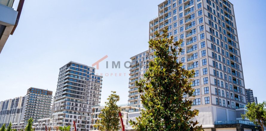 Квартира с 5 спальнями в Стамбул, Турция №116310