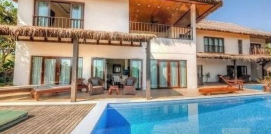 4 bedrooms Villa in Hua Hin, Thailand No. 95873