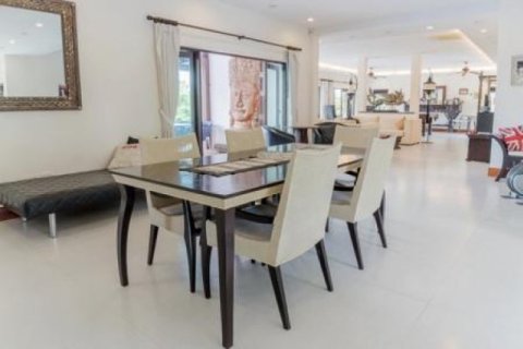 4 bedrooms Villa in Hua Hin, Thailand No. 95873 7